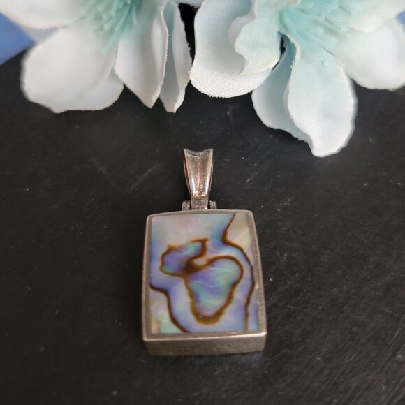 Abalone Shell Necklace Pendant Square Hanging Multicolor Silver Tone Fairycore - Picture 1 of 6
